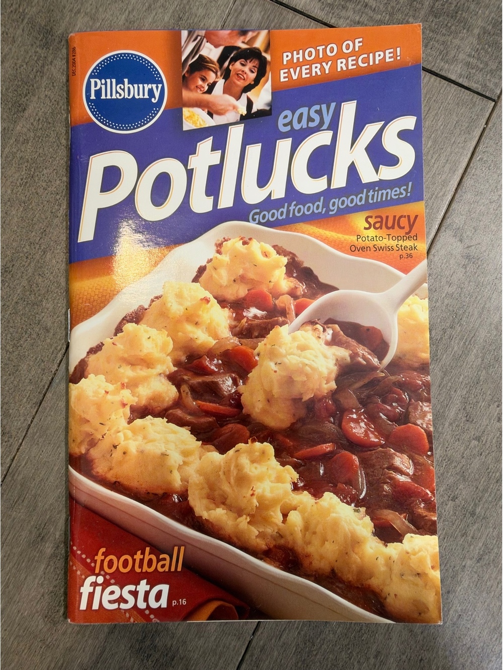 Pillsbury Easy Potlucks Cookbook - Saucy Potato-Topped Oven Swiss Steak Recipes